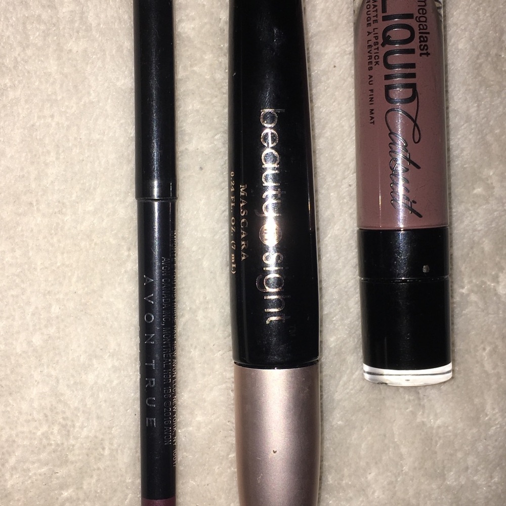 Makeup bundle - Picture 5 of 8